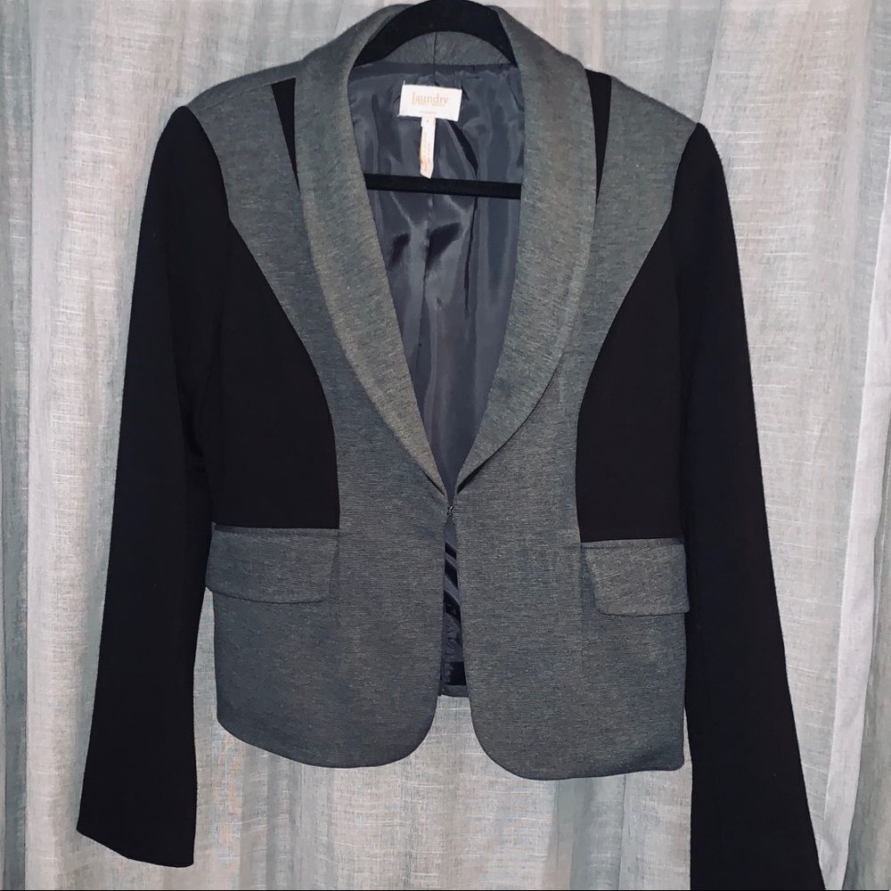 Laundry by Shelli Siegel Black & Gray Blazer